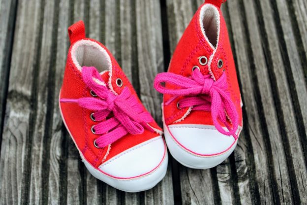 Private company ESG: Illustrated with picture of baby shoes by armennano from Pixabay
